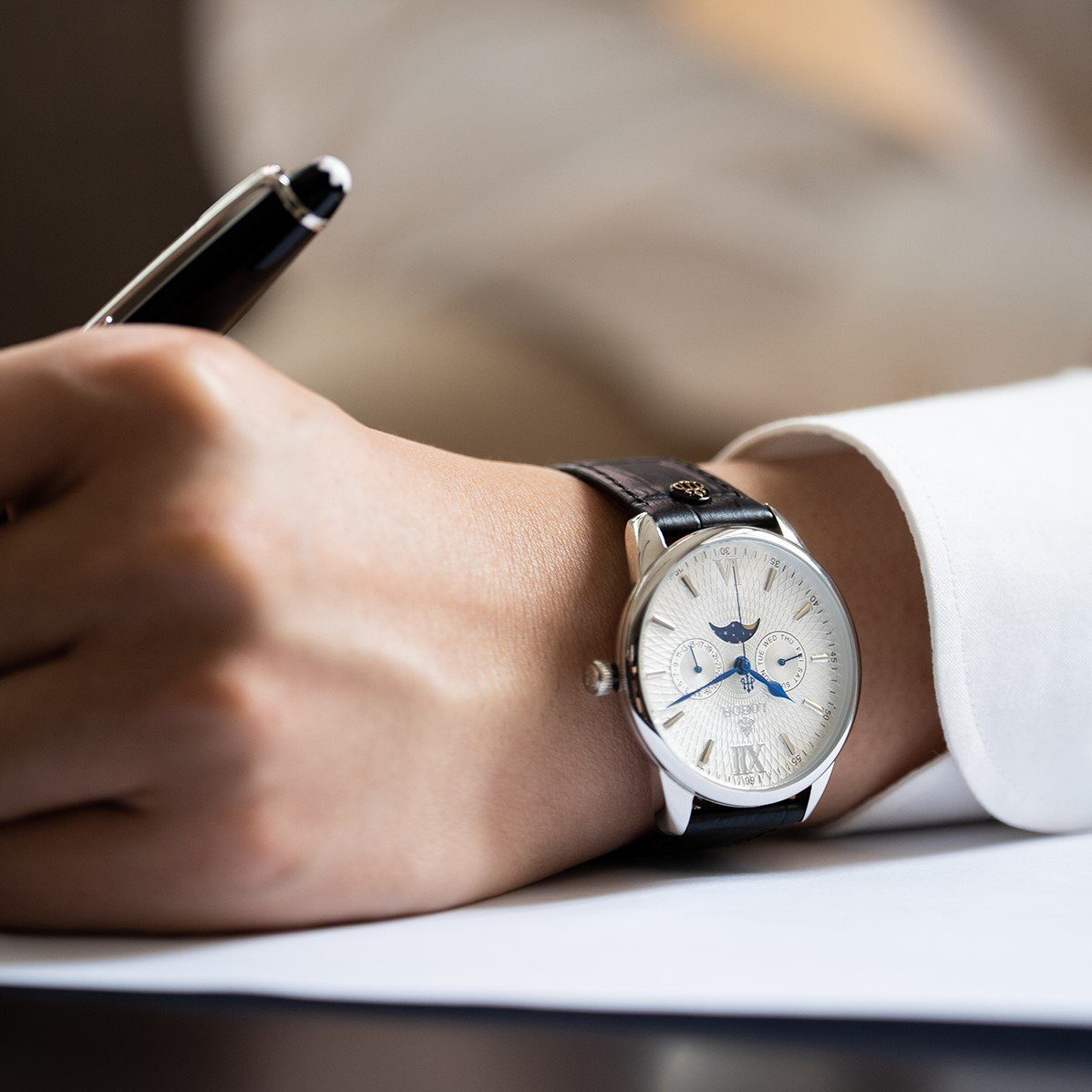 Black moonphase watch for men 